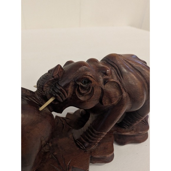 Vintage Dark Hardwood Elephant Parade Sculpture Carving 3 Elephants 9" Display - Picture 15 of 16